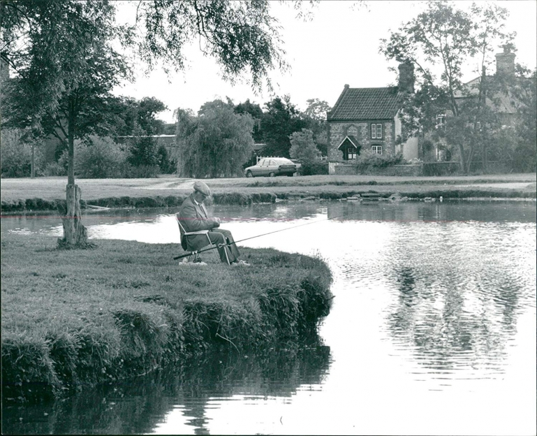 Photograph. Scotsman Fishing Newspaper Cutting (Great Massingham Archive).